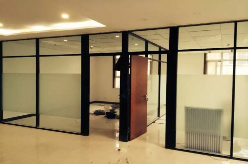 铝型材玻璃隔断